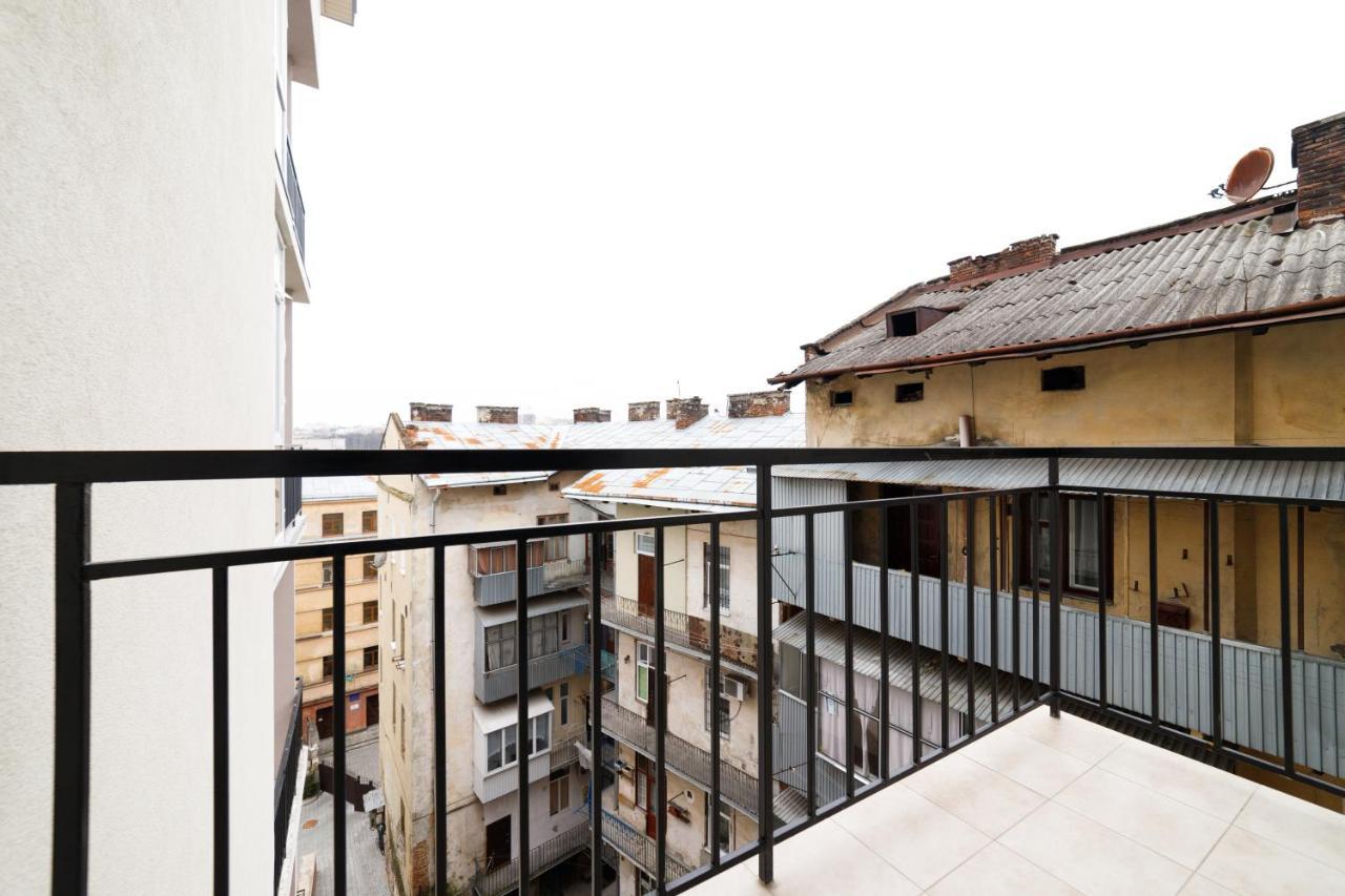 Lux Apartments Lviv Exterior foto